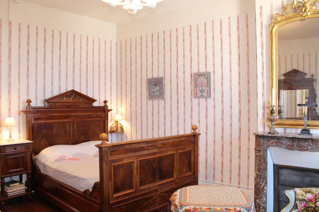 Chambres D'Hotes La Distillerie B&B Saint-Germain-du-Bois Exteriör bild